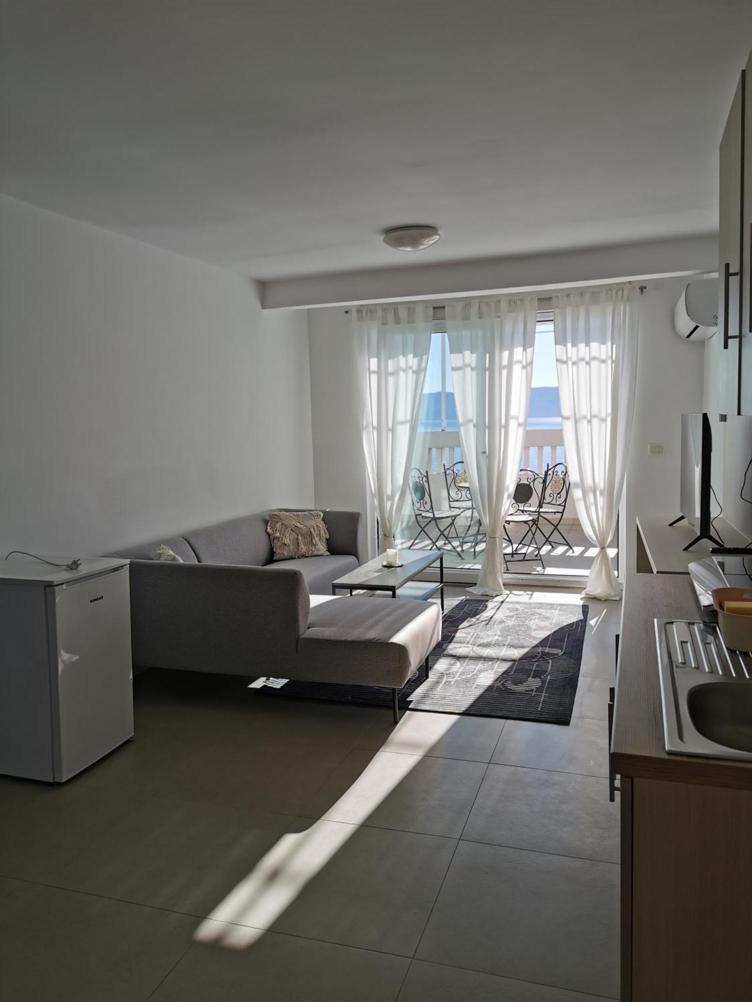 Villa Bellevue 诺维·维诺多尔斯基 外观 照片